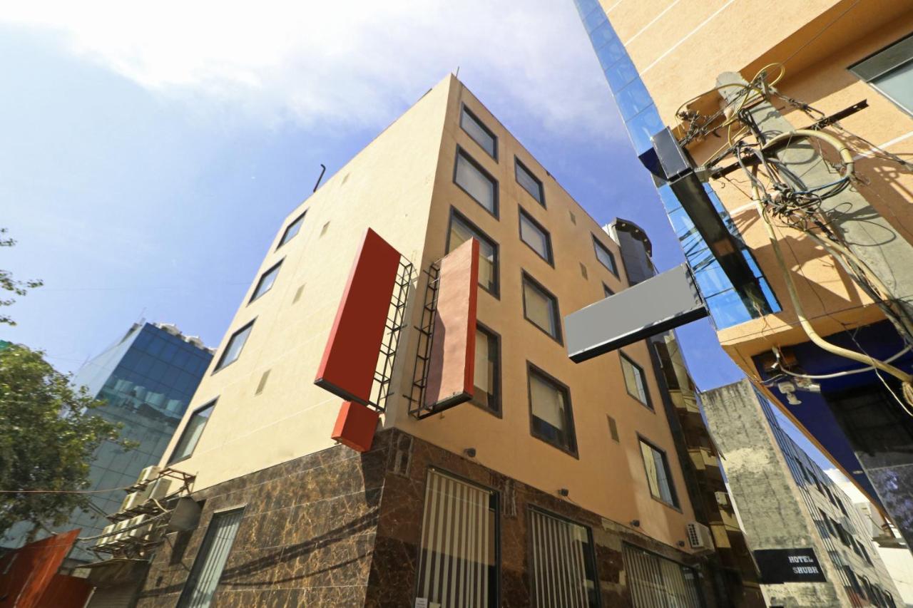 Hotel Paragon Suites New Delhi Exteriör bild